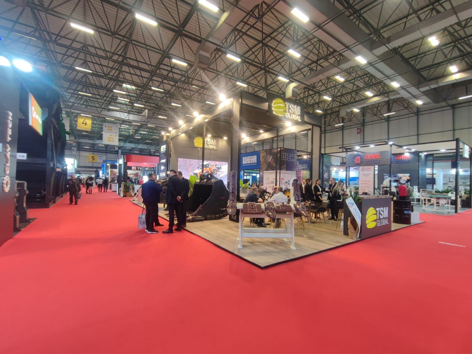 AJANSMİK MEDYA, MADEN TÜRKİYE FUARI’NDA SEKTÖRLE BULUŞTU