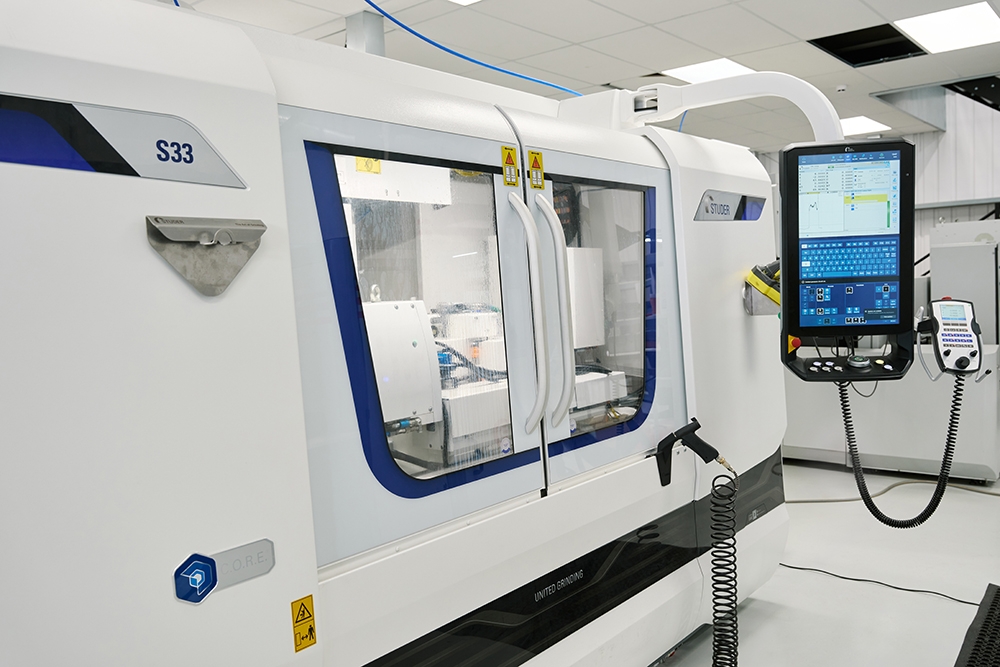 STUDER S33 silindirik taşlama makinesi ile mikrometre hassasiyeti ile valfler nasıl üretiliyor?
